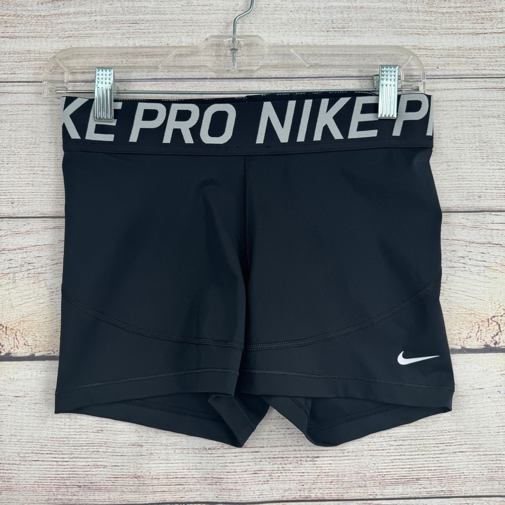 Nike Pro Training Shorts Women Large Black AO9977-010 3 Inch Inseam